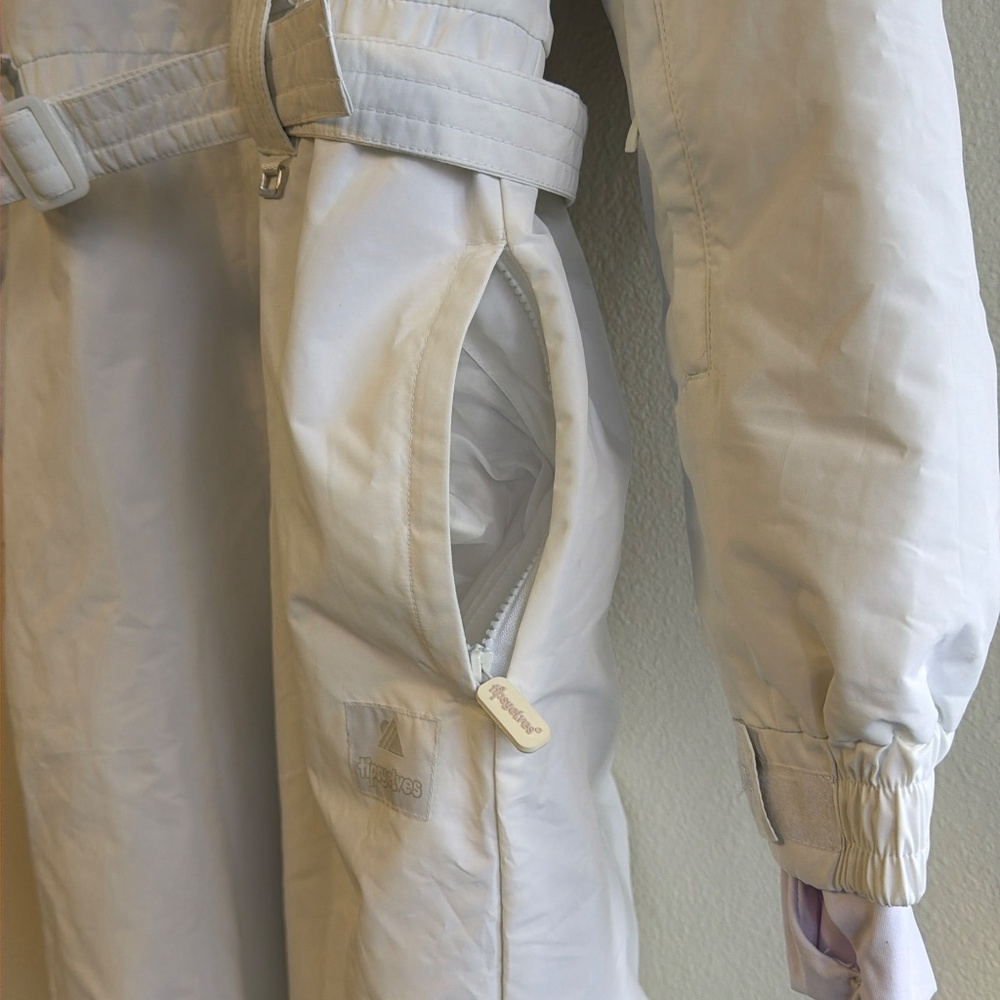Tipsy Elves Kid's White-Out Snowsuit Ski / Snowboard NWOT! - Picture 7 of 8